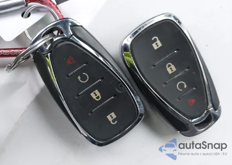 2021 Chevrolet Trax Awd Lt from USA, damaged, VIN KL7CJPSB8MB317534